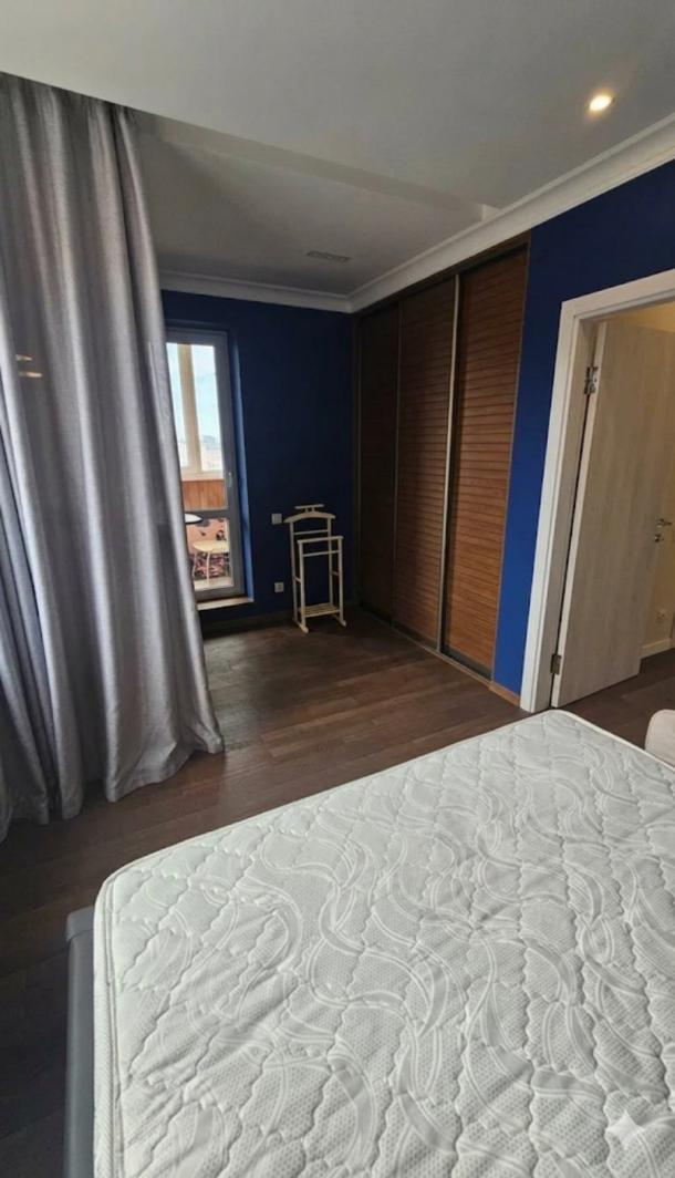 квартира, 3-кімн., Харьков, Павловка, Клочковская