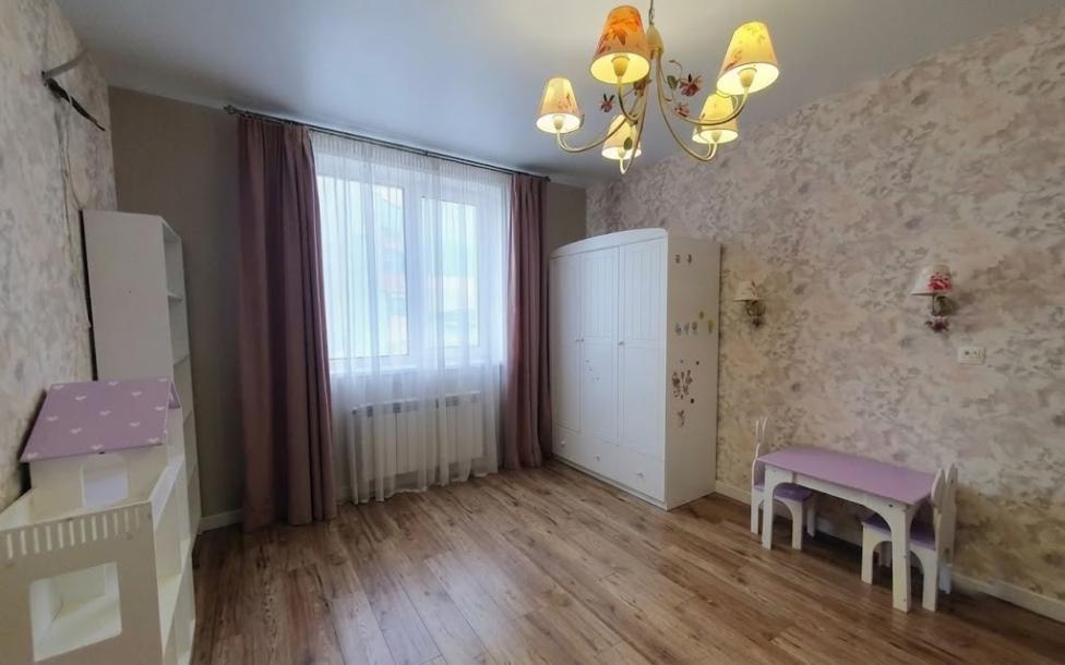 квартира, 2-кімн., Харьков, Защитников Украины метро, Искринский пер.