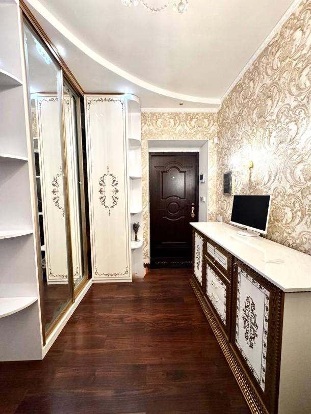квартира, 2-кімн., Харьков, 615м/р, Василия Стуса