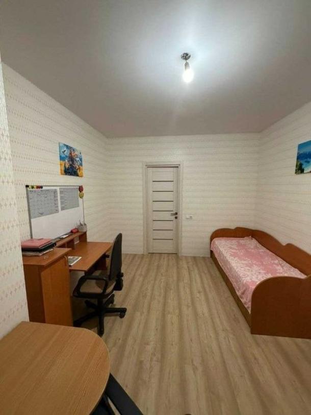 квартира, 2-кімн., Харьков, Новые Дома, Льва Ландау пр.