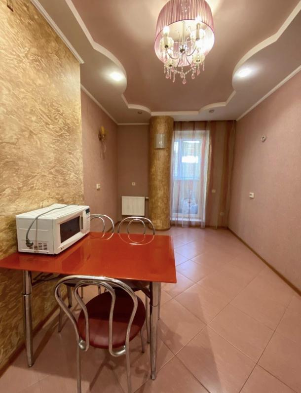 квартира, 1-кімн., Харьков, 604м/р, Тракторостроителей просп.