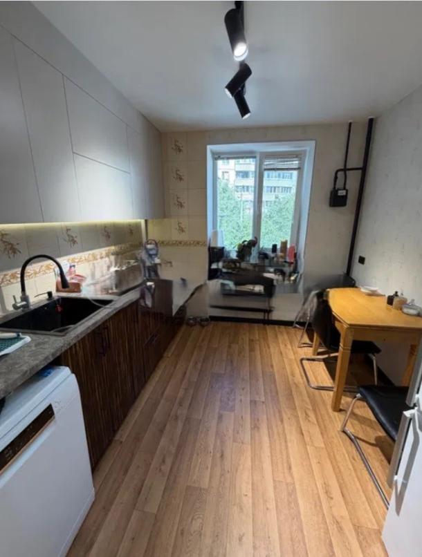 квартира, 2-кімн., Харьков, 531м/р, Тракторостроителей просп.