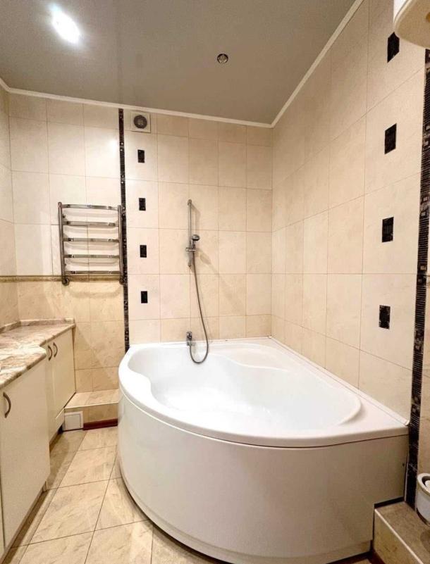 квартира, 4-кімн., Харьков, 531м/р, Тракторостроителей просп.