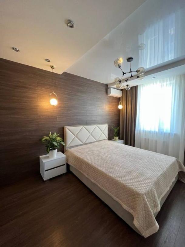 квартира, 2-кімн., Харьков, Новые Дома, Льва Ландау пр.