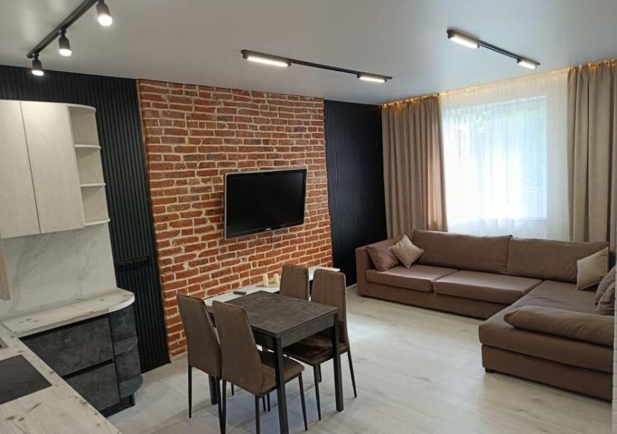 квартира, 2-кімн., Харьков, 605м/р, Тракторостроителей просп.