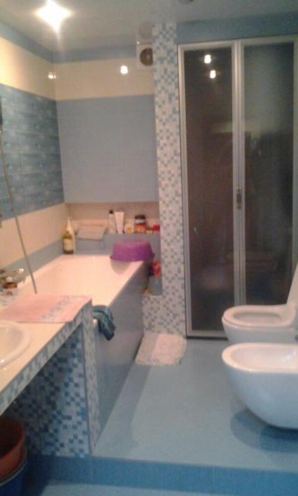 квартира, 2-кімн., Харьков, Завод Малышева метро, Героев Харькова пр-т