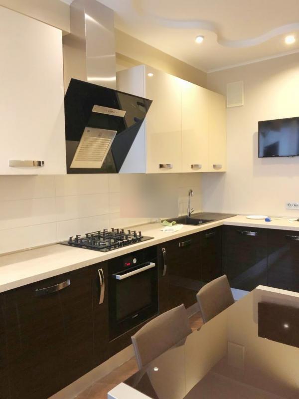 квартира, 3-кімн., Харьков, Журавлевка, Новоалександровская