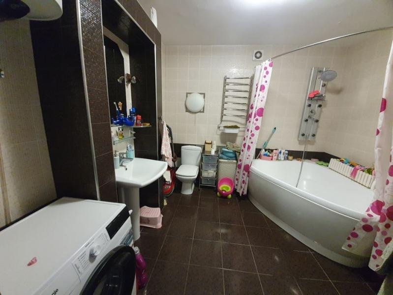 квартира, 2-кімн., Харьков, Спортивная метро, Лебединская