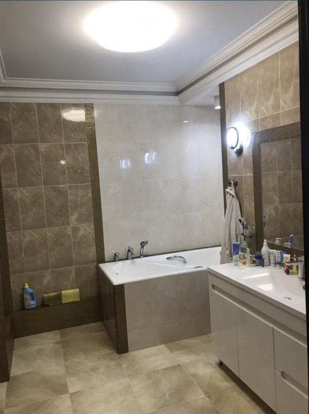 квартира, 3-кімн., Харьков, Защитников Украины метро, Героев Харькова пр-т
