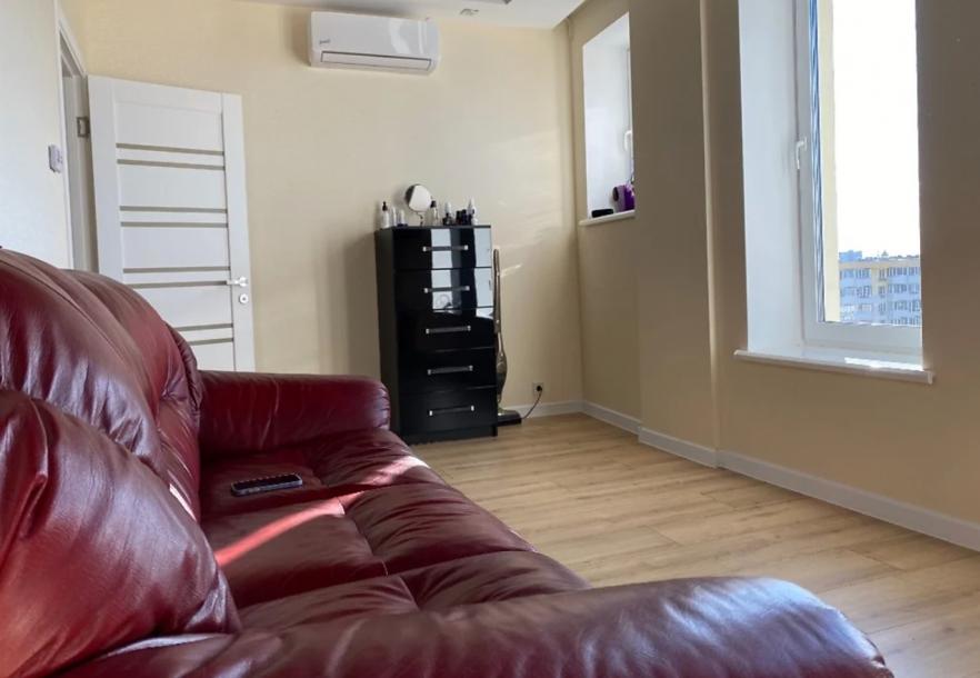 квартира, 2-кімн., Харьков, 1 Северная Салтовка, Гвардейцев Широнинцев