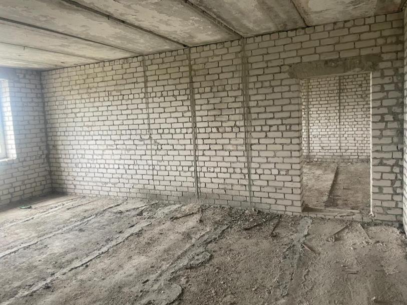 квартира, 3-кімн., Чугуев, Чугуевский район, Чайковского (приг.)
