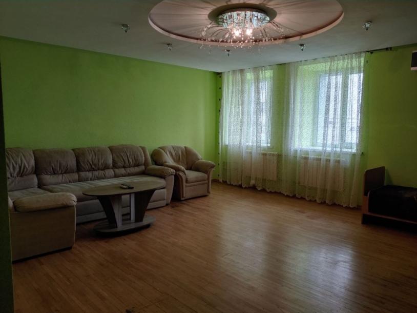 квартира, 3-кімн., Харьков, Завод Малышева метро, Героев Харькова пр-т