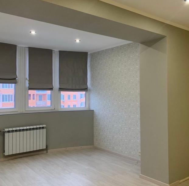 квартира, 4-кімн., Харьков, 615м/р, Гвардейцев Широнинцев