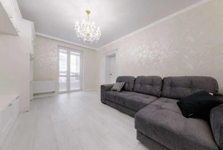 квартира, 2-кімн., Харьков, Павлово Поле, Профессорская