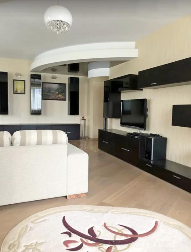 квартира, 3-кімн., Харьков, Павловка, Залесская