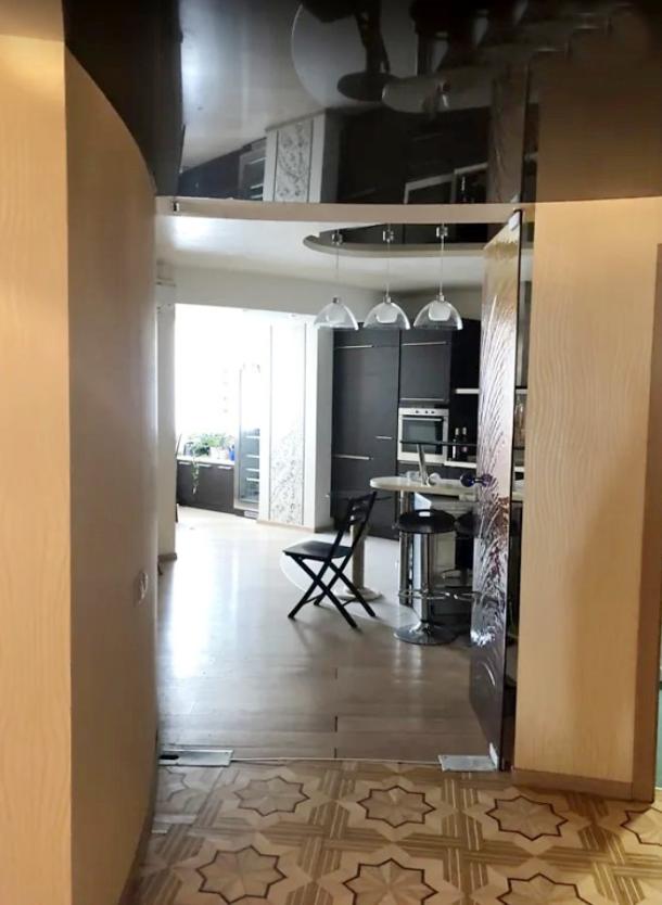 квартира, 3-кімн., Харьков, Павловка, Залесская