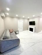 новостройка, Харьков, Защитников Украины метро