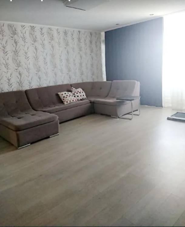 квартира, 3-кімн., Харьков, Завод Малышева метро, Героев Харькова пр-т