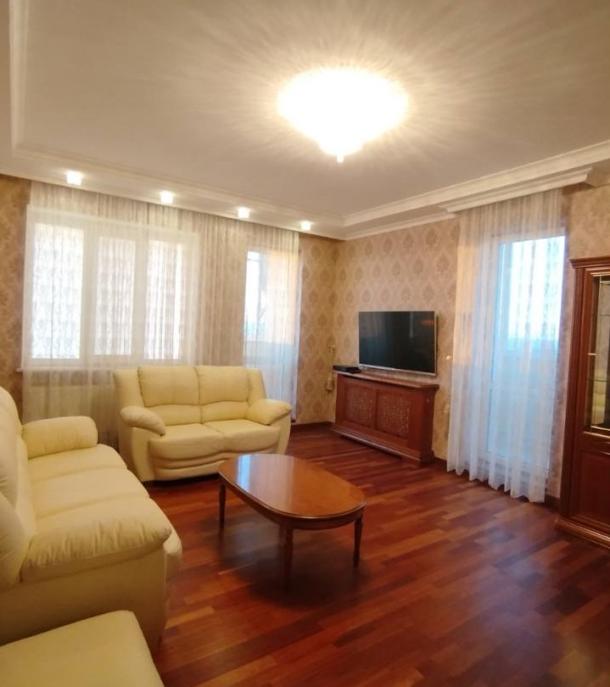 квартира, 2-кімн., Харьков, Павлово Поле, Науки пр.