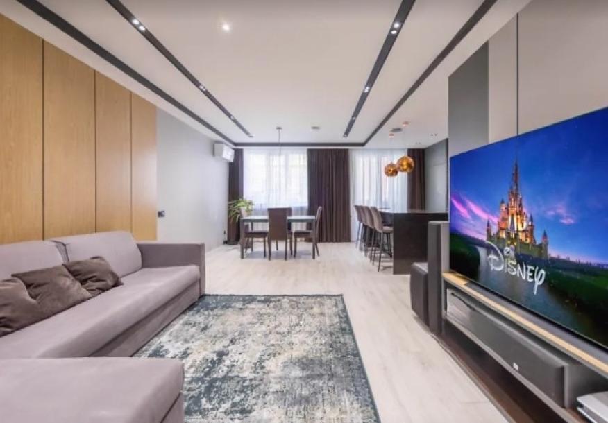 квартира, 3-кімн., Харьков, 1 Северная Салтовка, Гвардейцев Широнинцев