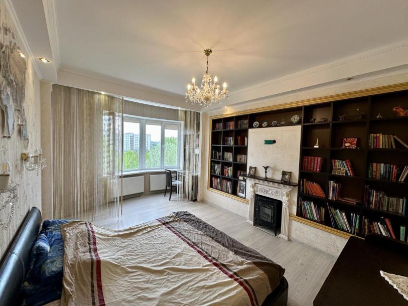 квартира, 2-кімн., Харьков, 519м/р, Академика Барабашова