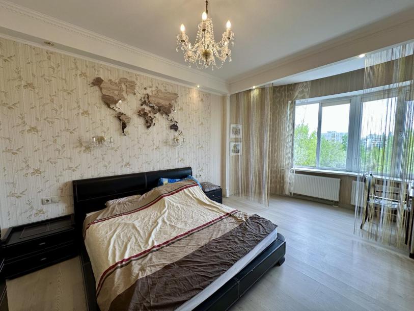 квартира, 2-кімн., Харьков, 519м/р, Академика Барабашова