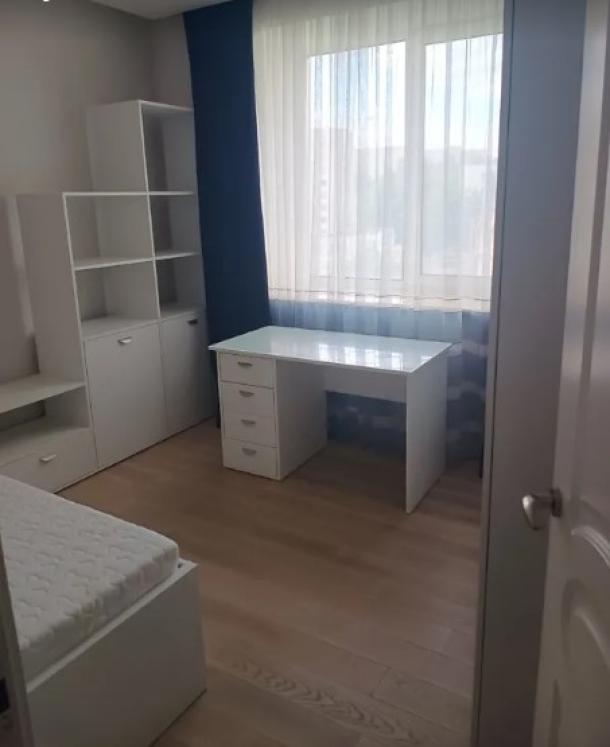 квартира, 3-кімн., Харьков, Павлово Поле, Клинская