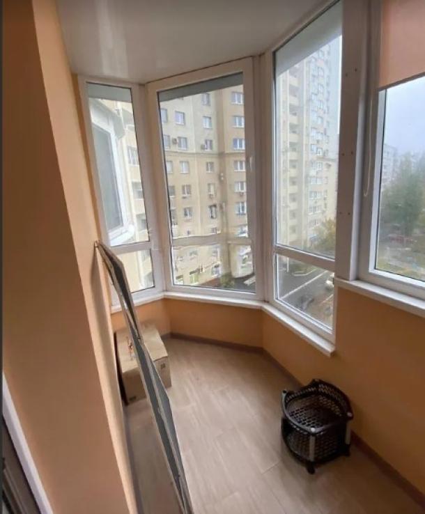 квартира, 2-кімн., Харьков, 615м/р, Гвардейцев Широнинцев