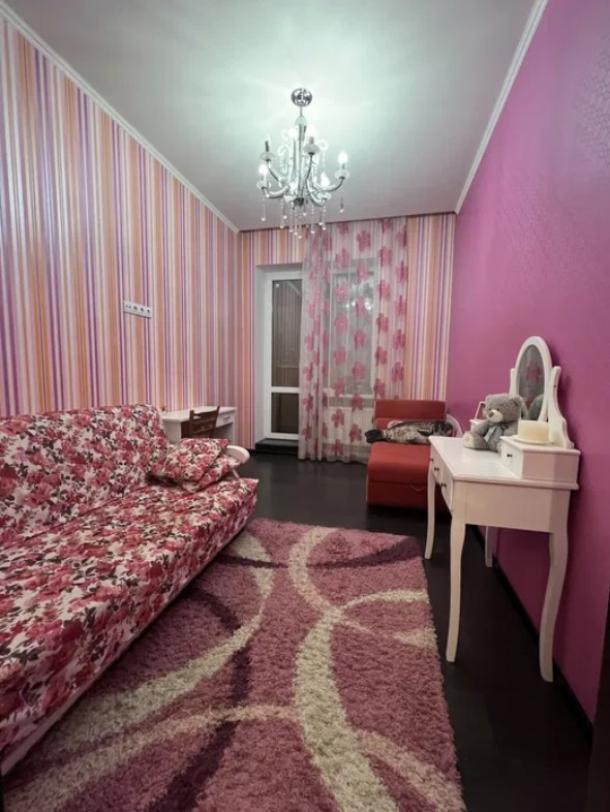 квартира, 3-кімн., Харьков, 531м/р, Тракторостроителей просп.