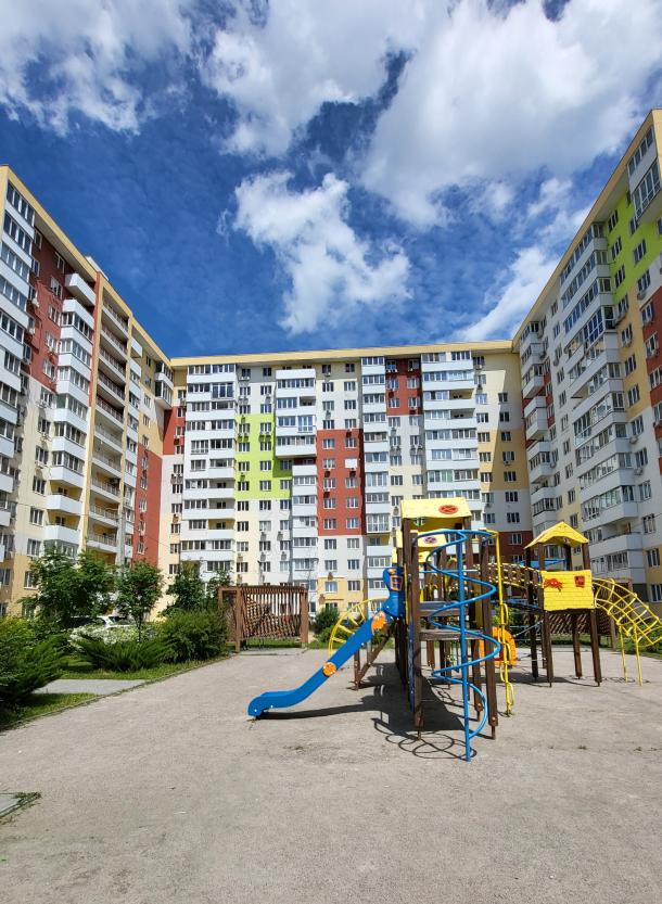 квартира, 2-кімн., Харьков, 1 Северная Салтовка, Гвардейцев Широнинцев