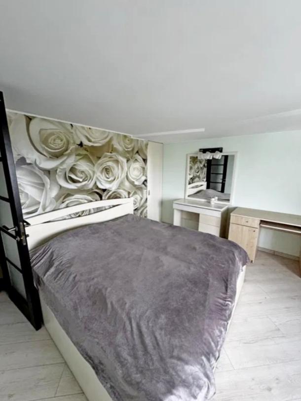 квартира, 3-кімн., Харьков, 603м/р, Юбилейный пр. (50 лет ВЛКСМ пр.)