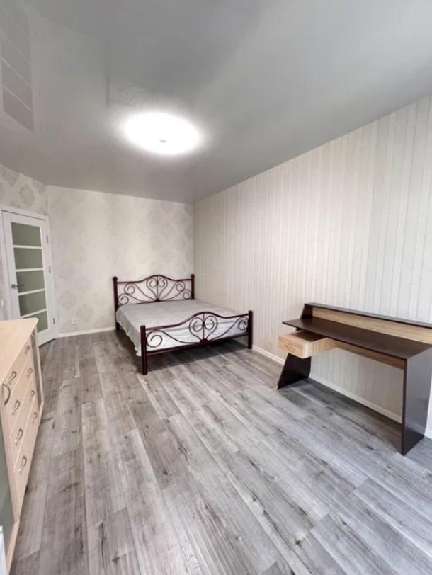 квартира, 1-кімн., Харьков, Защитников Украины метро, Героев Харькова пр-т