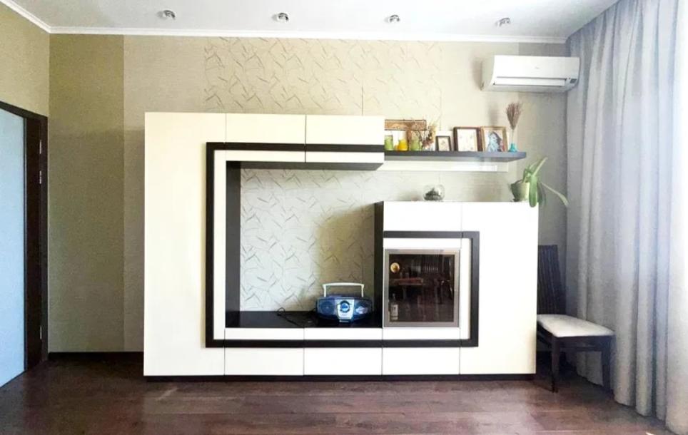 квартира, 2-кімн., Харьков, Алексеевка, Победы пр.