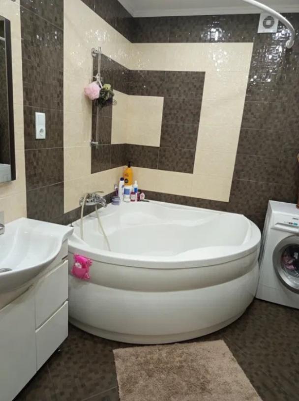 квартира, 3-кімн., Харьков, Масельского метро, Александровский пр.