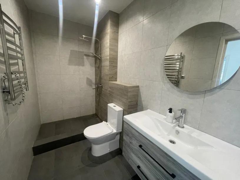 квартира, 2-кімн., Харьков, 615м/р, Василия Стуса