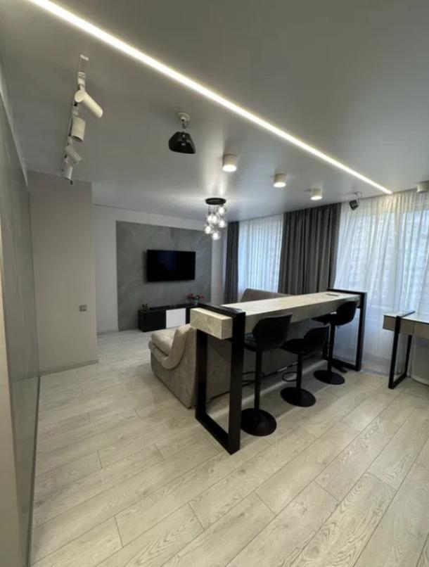 квартира, 2-кімн., Харьков, Алексеевка, Победы пр.