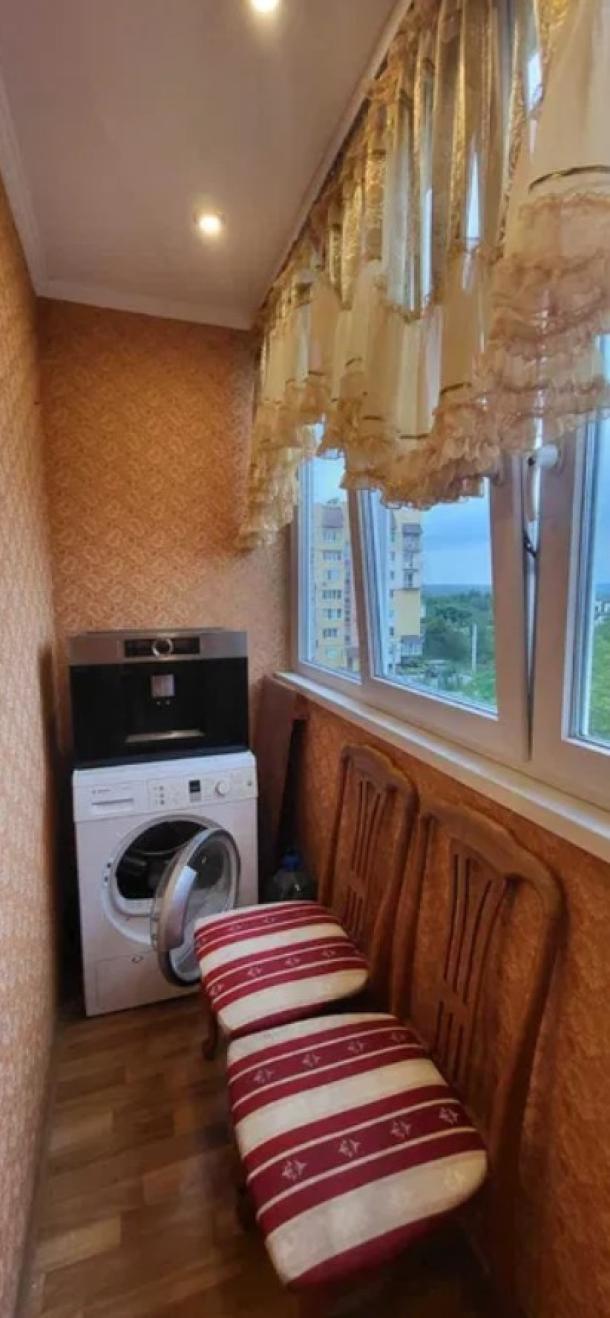 квартира, 3-кімн., Харьков, МЖК, Кричевского