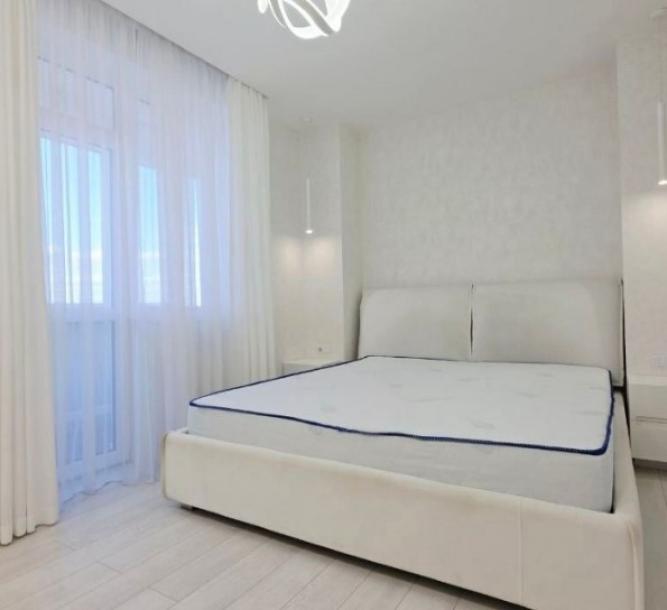 квартира, 3-кімн., Харьков, Новые Дома, Героев Харькова пр-т