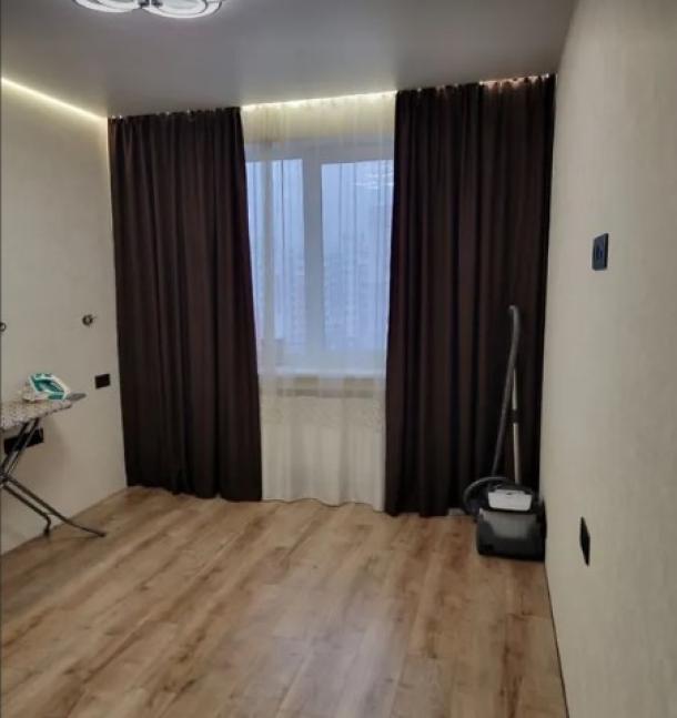 квартира, 3-кімн., Харьков, Новые Дома, Героев Харькова пр-т