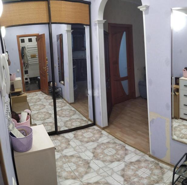 квартира, 2-кімн., Харьков, 608м/р, Непокоренных (Героев Труда)