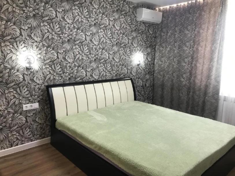 квартира, 3-кімн., Харьков, ХТЗ, Мира