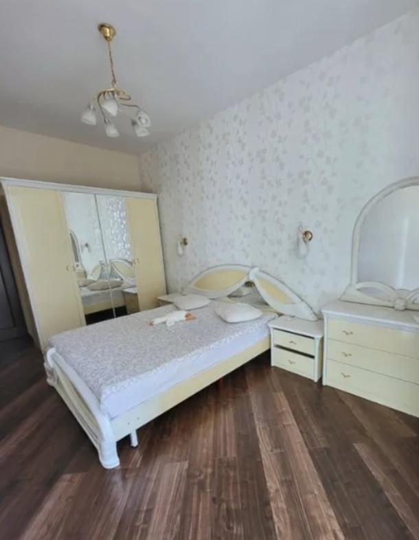 квартира, 3-кімн., Харьков, Защитников Украины метро, Героев Харькова пр-т