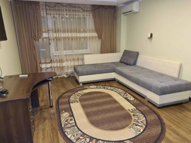 квартира, 1-кімн., Харьков, Салтовка, Тракторостроителей просп.