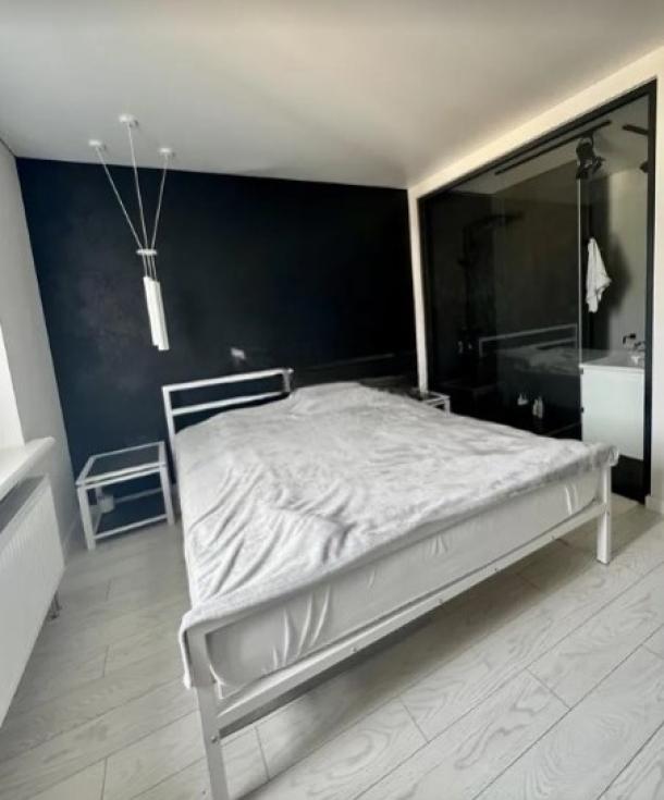 квартира, 3-кімн., Харьков, Жуковского поселок, Дача 55