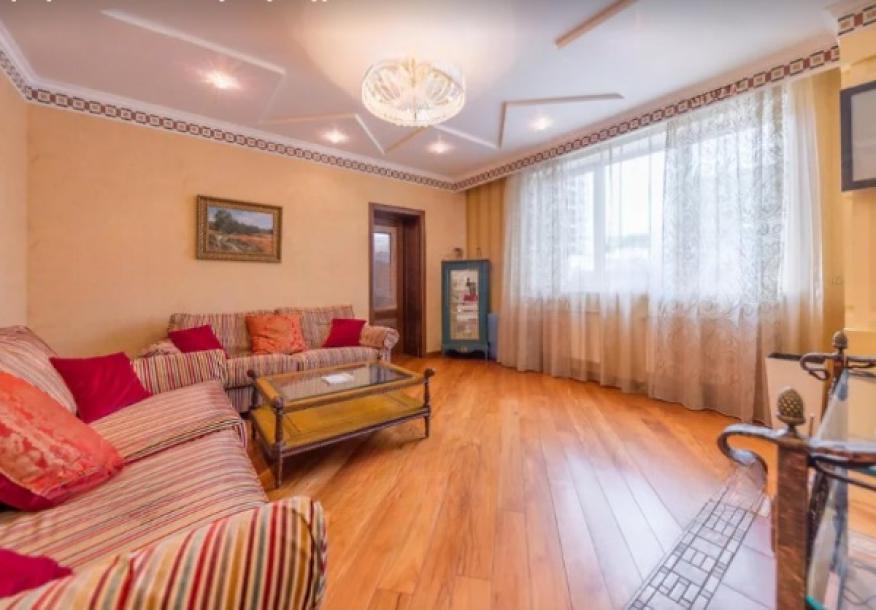 квартира, 3-кімн., Харьков, Госпром, Культуры (Калинина, Свердлова, Советская Советский 3 пер.)
