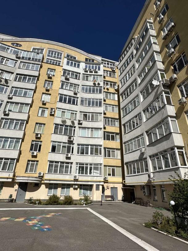 квартира, 4-кімн., Харьков, Холодная Гора, Петра Болбочана (Клапцова)