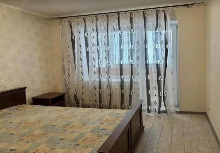 квартира, 3-кімн., Харьков, Алексеевка, Ахсарова