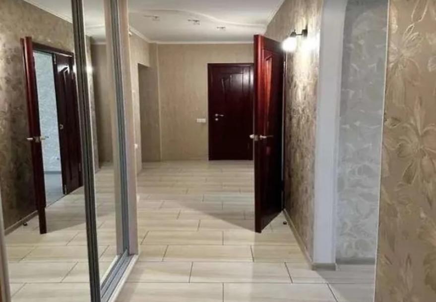 квартира, 3-кімн., Харьков, Алексеевка, Ахсарова