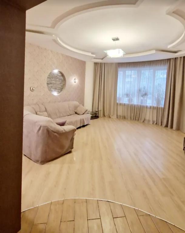квартира, 3-кімн., Харьков, Павлово Поле, Станислава Парталы (Балакирева)