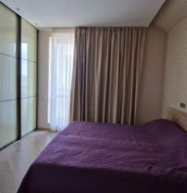 квартира, 3-кімн., Харьков, Павлово Поле